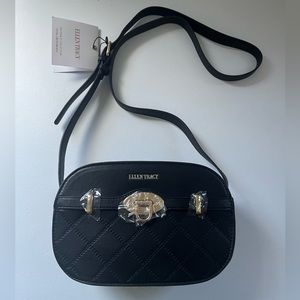 NWT Ellen Tracy Classic Black & Gold Oval Crossbody Kingsley Collection